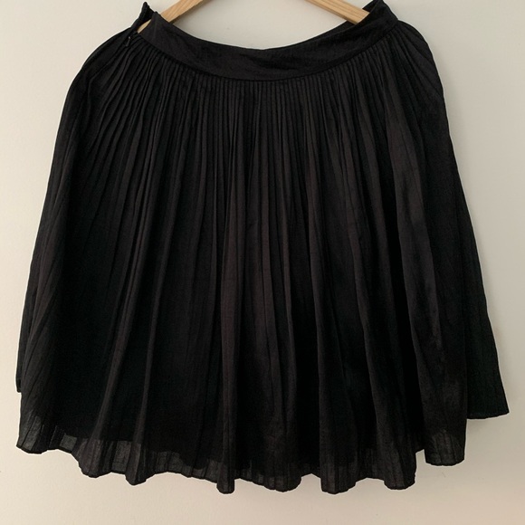 Club Monaco - Women’s Black Skirt - Sz 0 - Picture 2 of 3